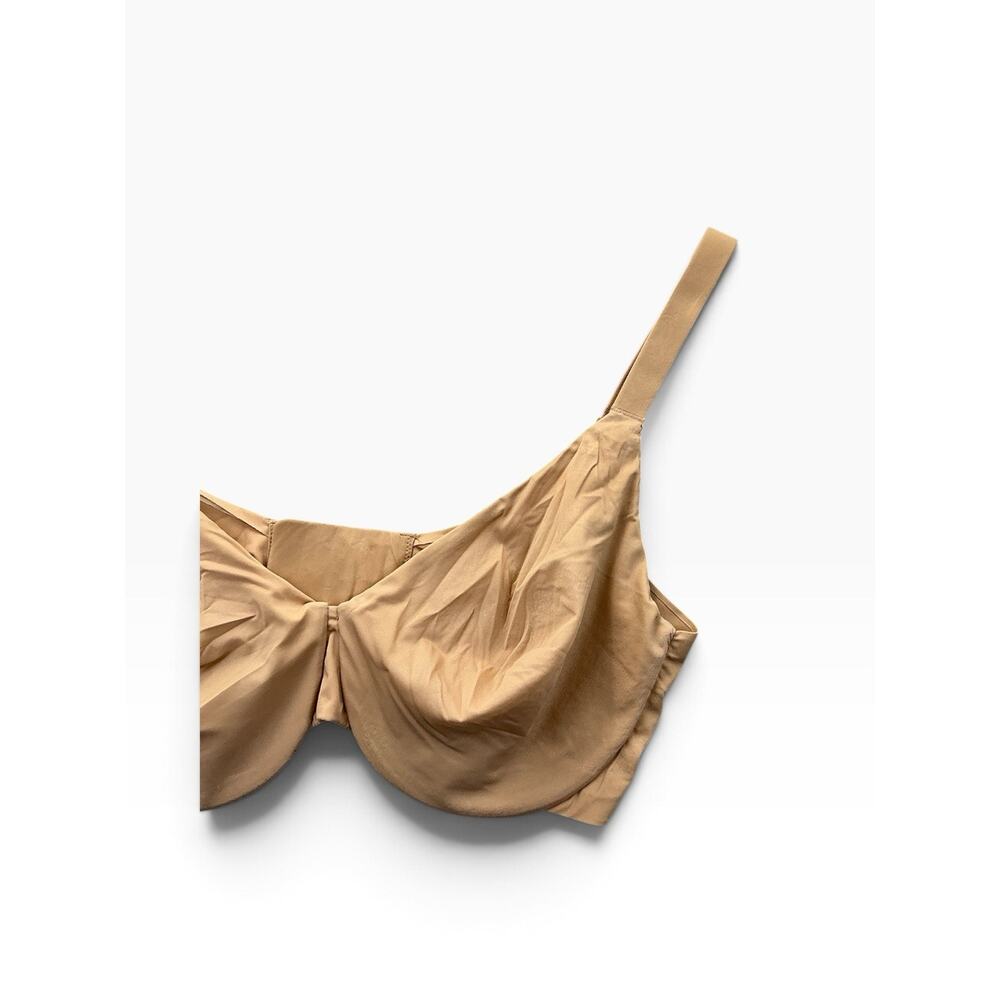 SKIMS Beige 34DD Solid Underwired Full Coverage Bra Hook & Eye Closure - Picture 2 of 9